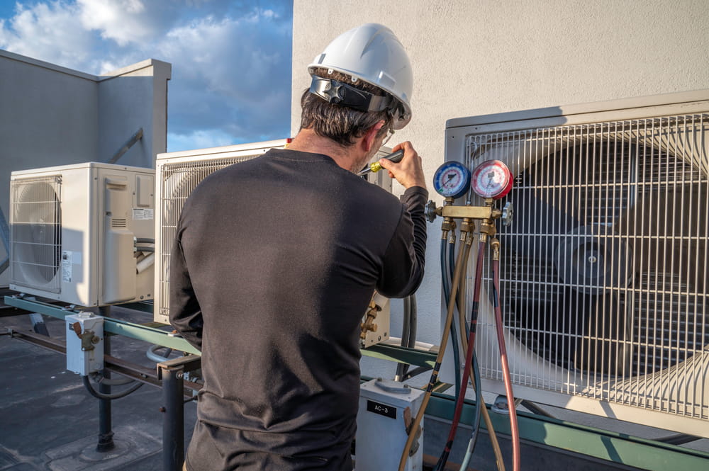 hvac mechanic